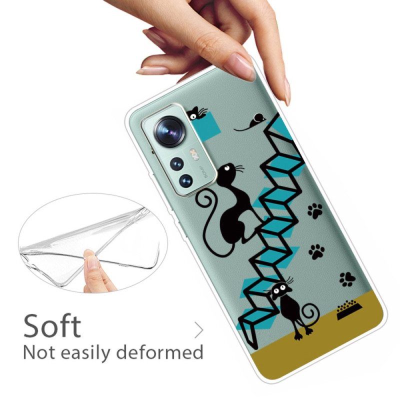 Case Xiaomi 12 Pro Kissat Portaissa