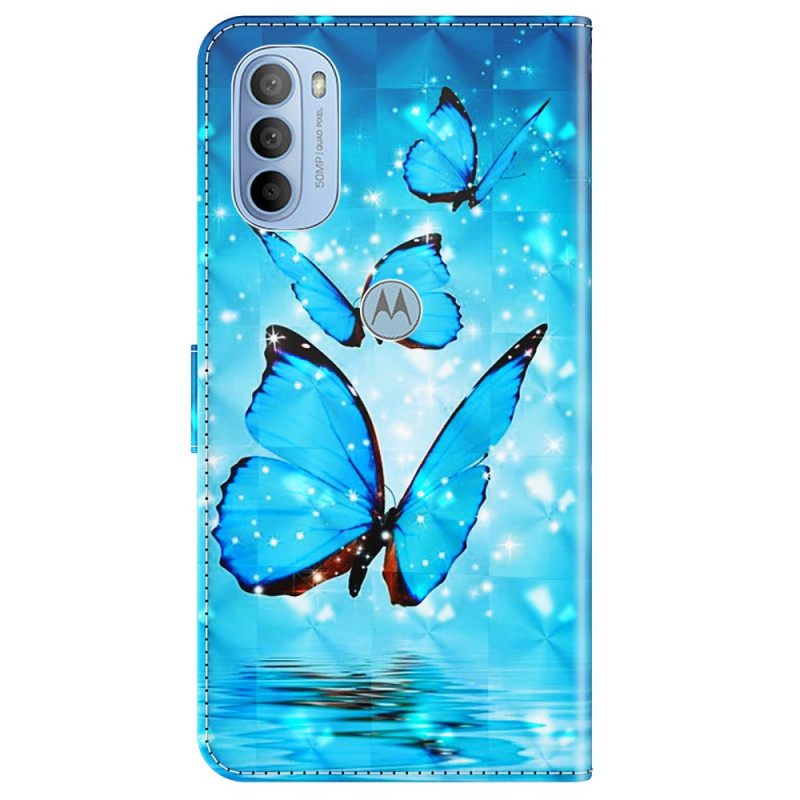 Kotelot Moto G31 / Moto G41 Flying Blue Butterflies